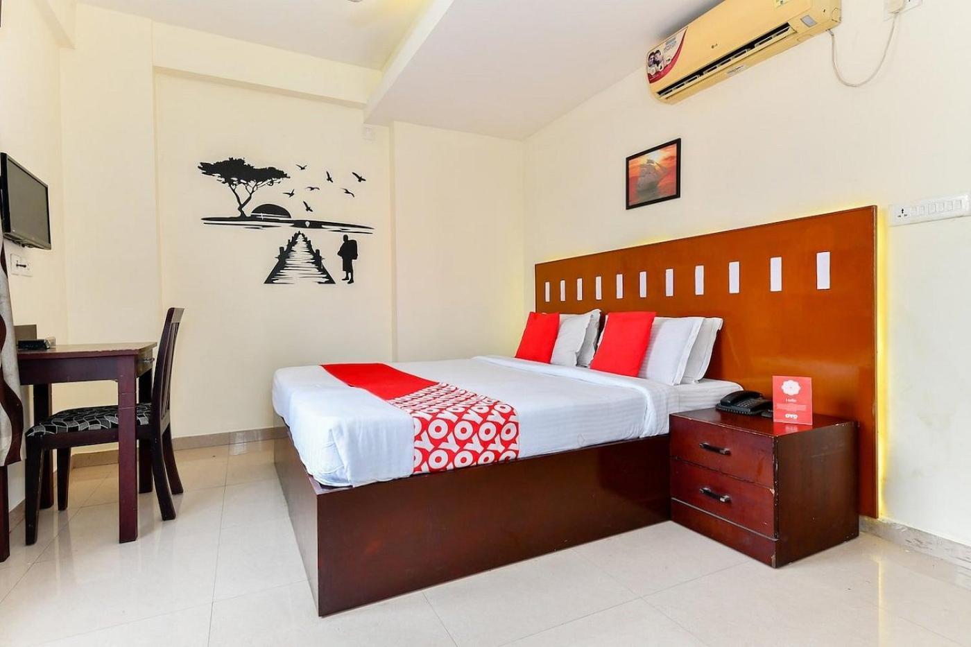 Metro Kochin Business Hotel Exterior photo